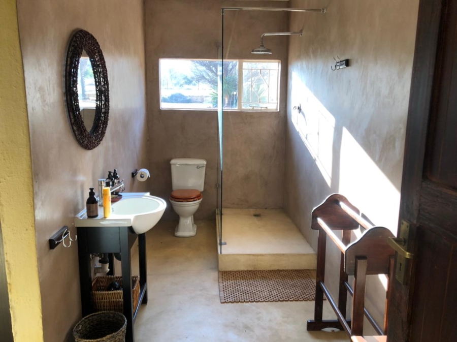 5 Bedroom Property for Sale in Hekpoort Gauteng