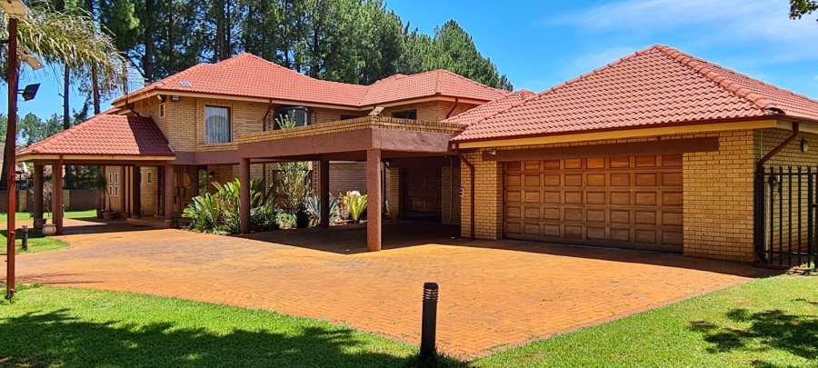 5 Bedroom Property for Sale in Raslouw Gauteng