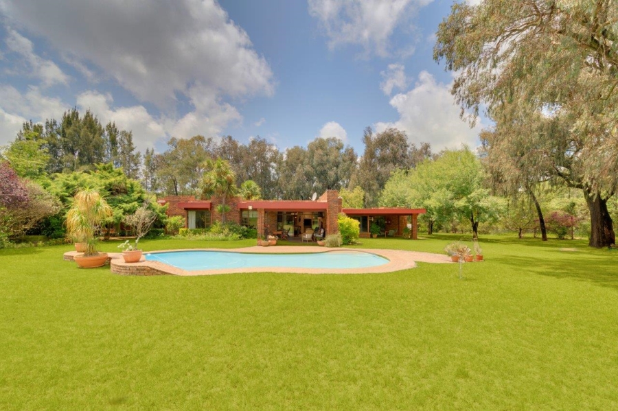 4 Bedroom Property for Sale in Randjesfontein A H Gauteng