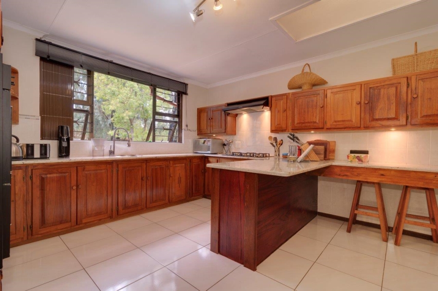 4 Bedroom Property for Sale in Randjesfontein A H Gauteng