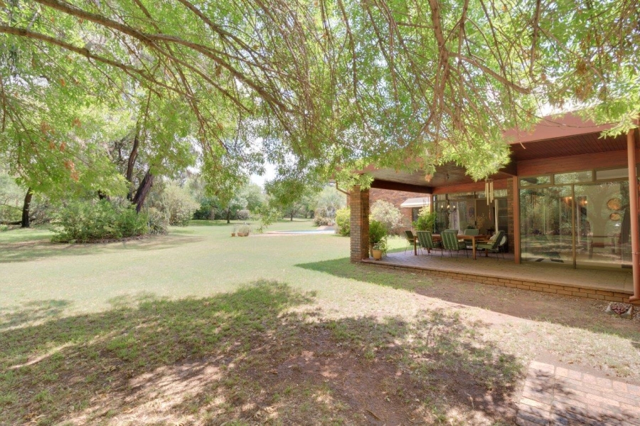 4 Bedroom Property for Sale in Randjesfontein A H Gauteng