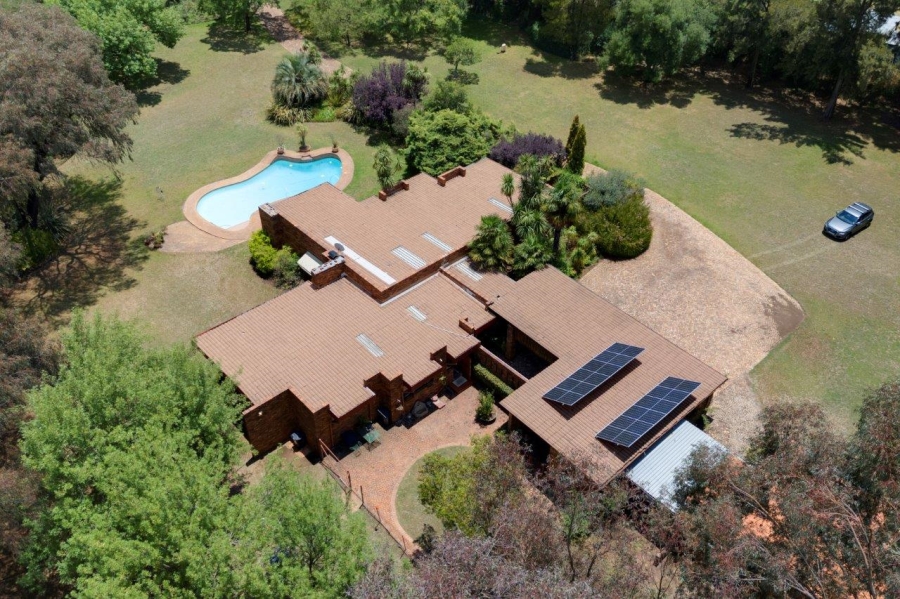 4 Bedroom Property for Sale in Randjesfontein A H Gauteng