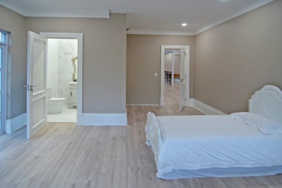 6 Bedroom Property for Sale in Bryanston Gauteng