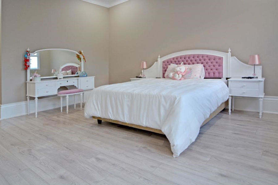 6 Bedroom Property for Sale in Bryanston Gauteng