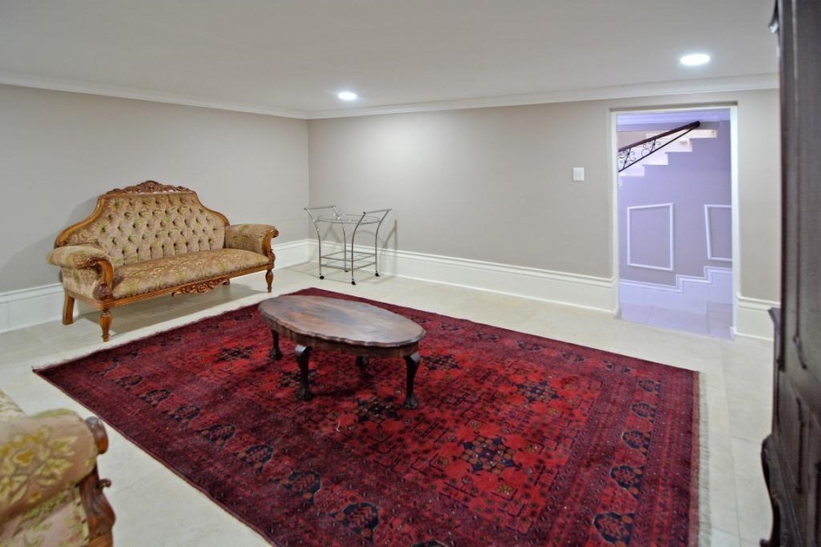 6 Bedroom Property for Sale in Bryanston Gauteng