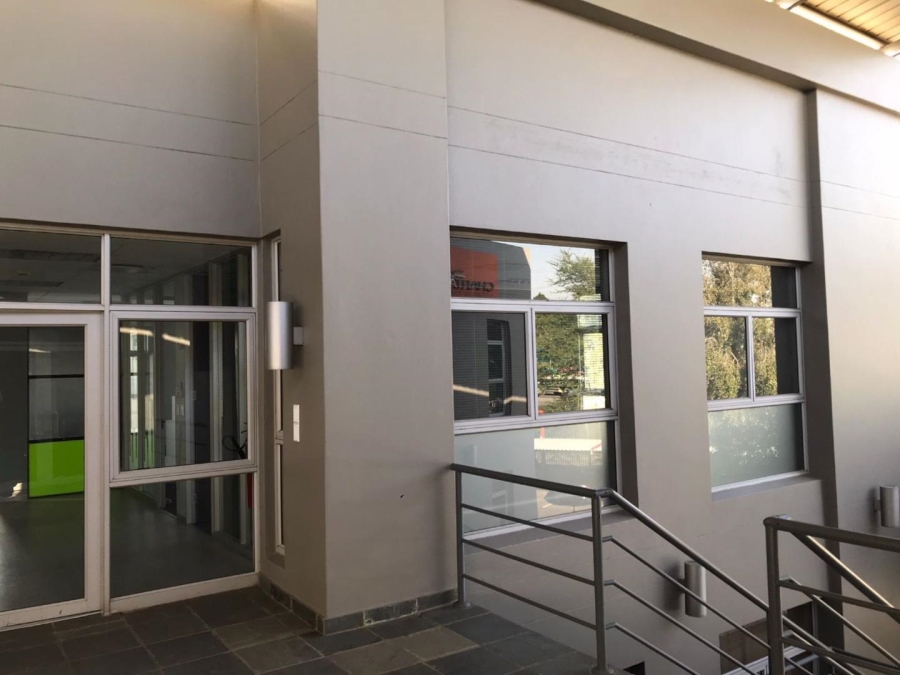 Commercial Property for Sale in Chartwell Gauteng