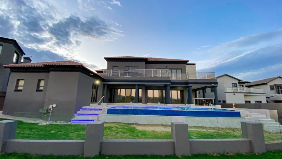 7 Bedroom Property for Sale in Blue Valley Golf Estate Gauteng