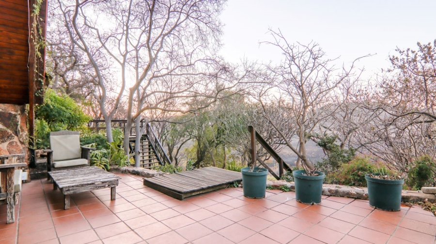 6 Bedroom Property for Sale in Schurveberg Gauteng