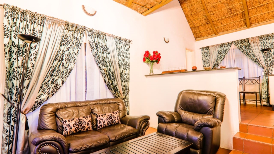 6 Bedroom Property for Sale in Schurveberg Gauteng