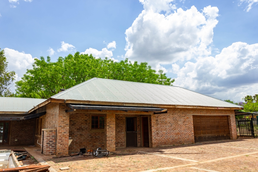 4 Bedroom Property for Sale in Heatherdale AH Gauteng