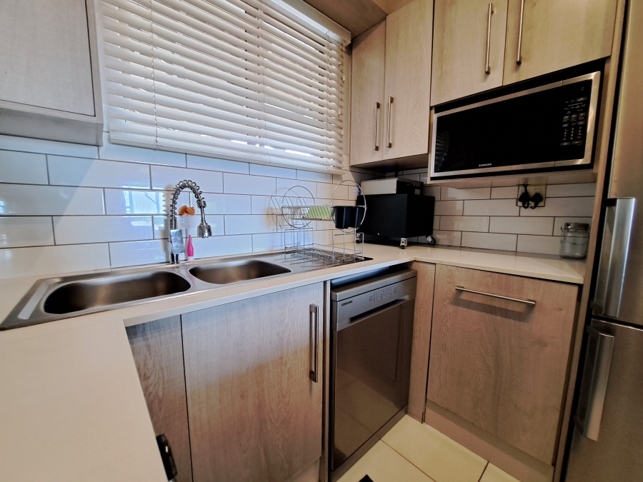 2 Bedroom Property for Sale in Morningside Gauteng