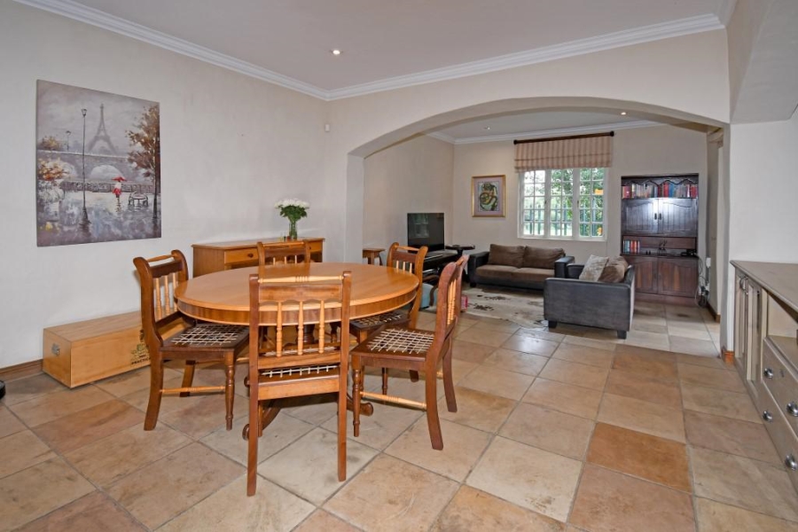3 Bedroom Property for Sale in Oaklands Gauteng
