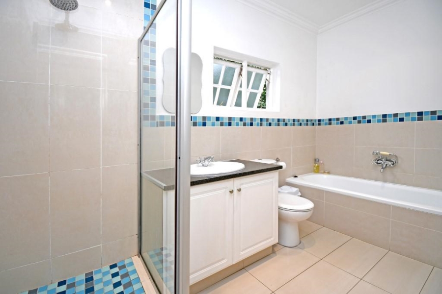 3 Bedroom Property for Sale in Oaklands Gauteng