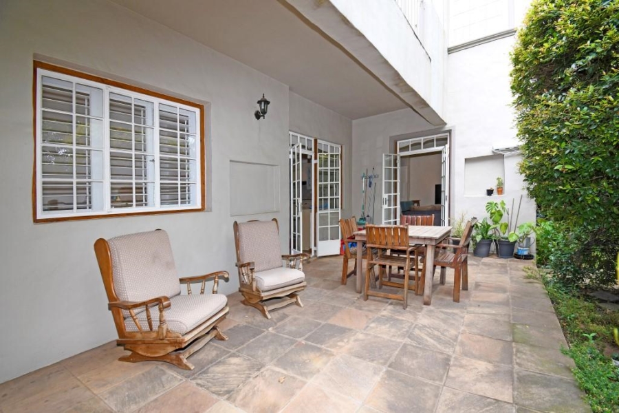 3 Bedroom Property for Sale in Oaklands Gauteng