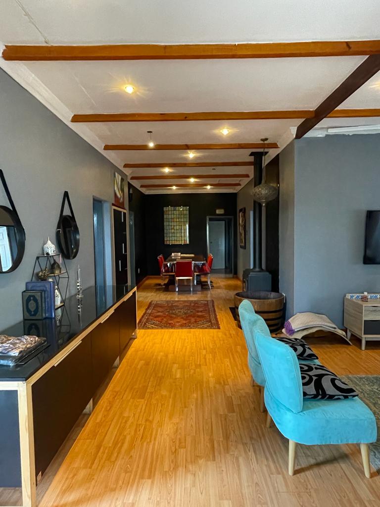 5 Bedroom Property for Sale in Lenasia Gauteng