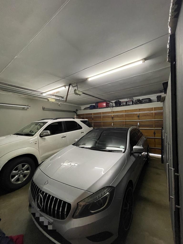 5 Bedroom Property for Sale in Lenasia Gauteng