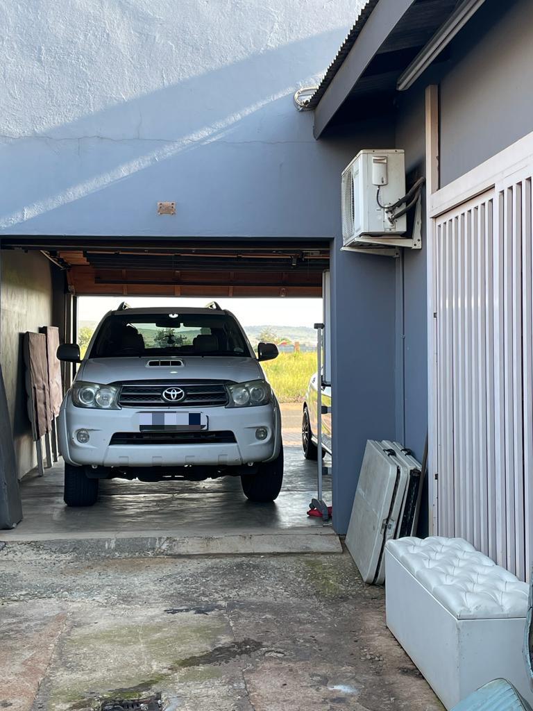 5 Bedroom Property for Sale in Lenasia Gauteng