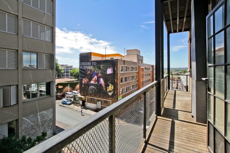 1 Bedroom Property for Sale in Maboneng Gauteng