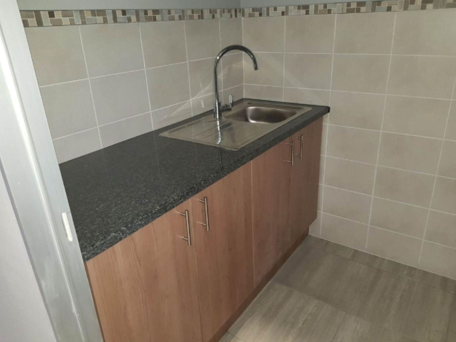 To Let Commercial Property for Rent in Halfway House Gauteng