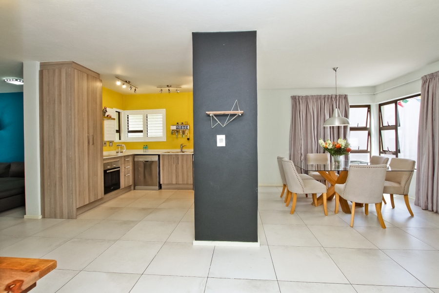 2 Bedroom Property for Sale in Observatory Gauteng