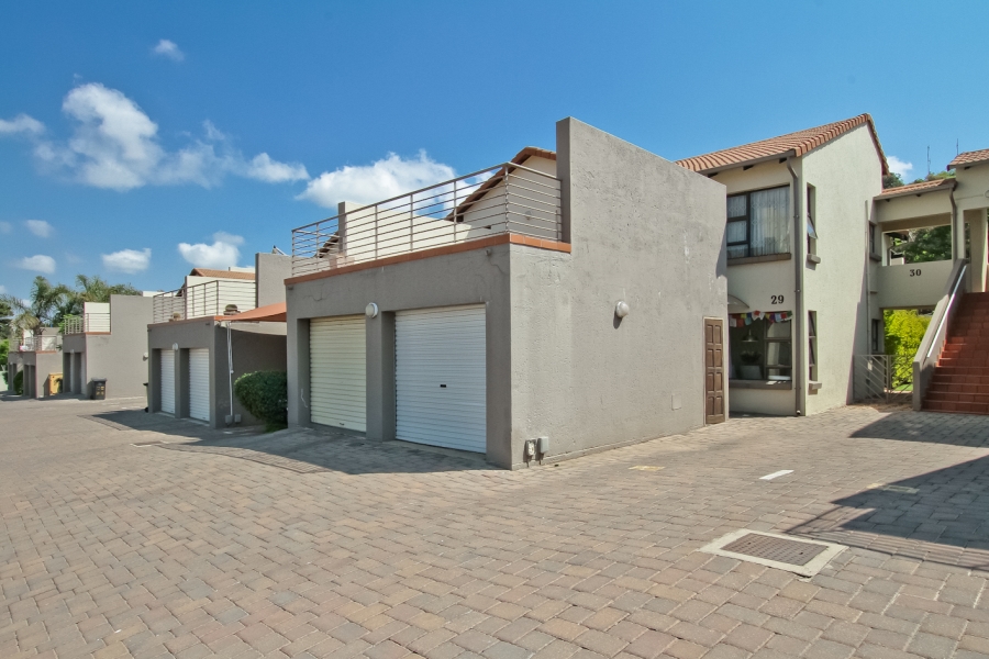 2 Bedroom Property for Sale in Observatory Gauteng