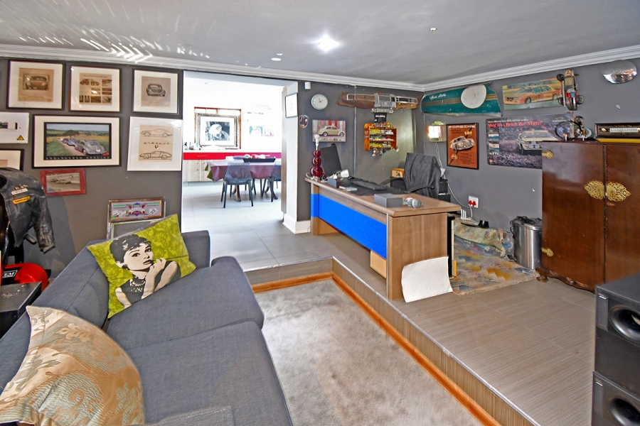 3 Bedroom Property for Sale in Observatory Gauteng