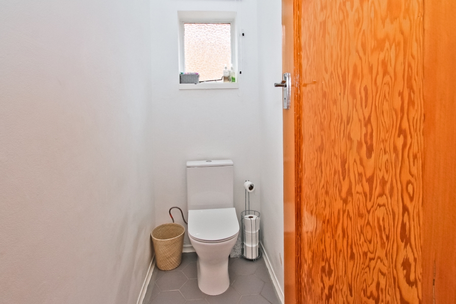 1 Bedroom Property for Sale in Cyrildene Gauteng