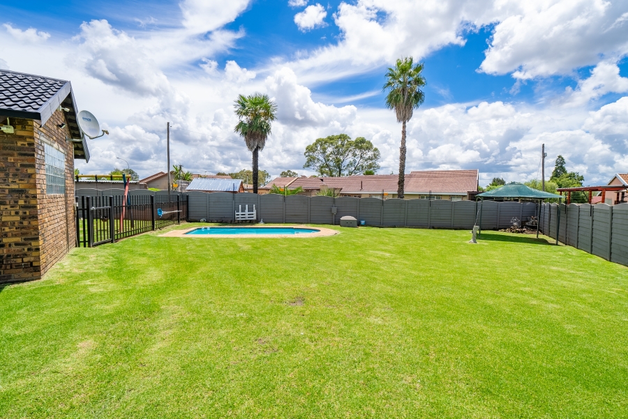 3 Bedroom Property for Sale in Brakpan North Gauteng