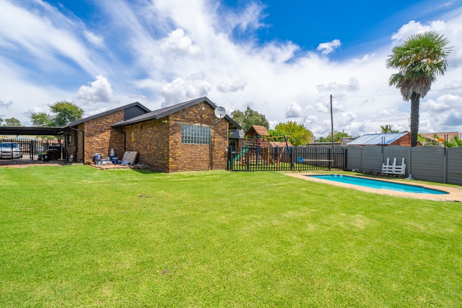 3 Bedroom Property for Sale in Brakpan North Gauteng