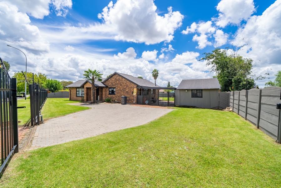 3 Bedroom Property for Sale in Brakpan North Gauteng