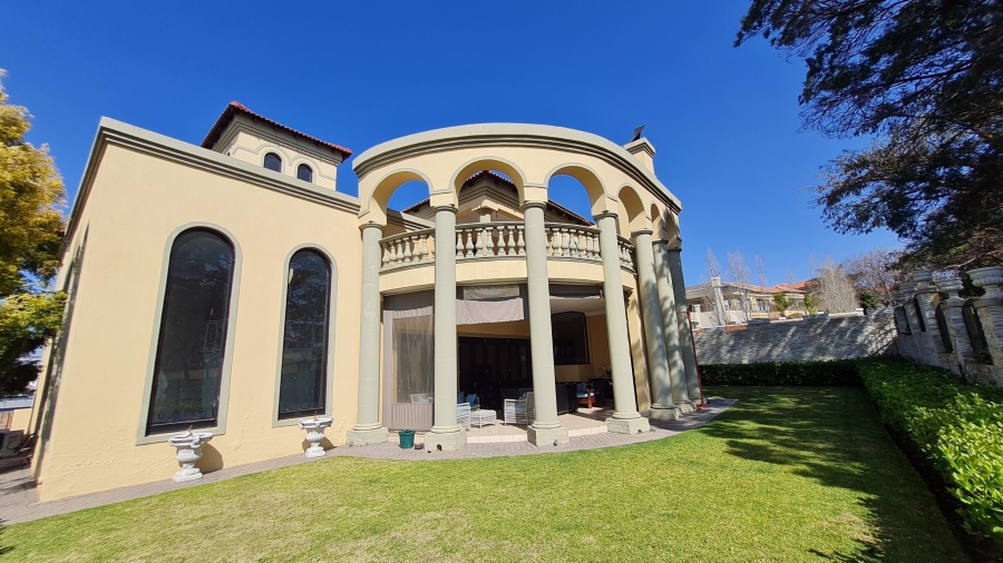 4 Bedroom Property for Sale in Blue Valley Golf Estate Gauteng