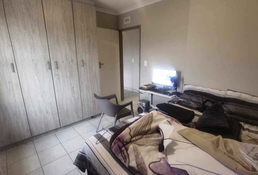 2 Bedroom Property for Sale in Heuweloord Gauteng