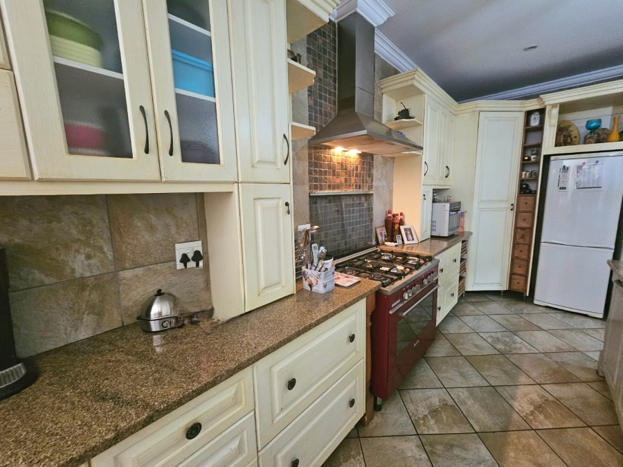 3 Bedroom Property for Sale in Knoppieslaagte Gauteng