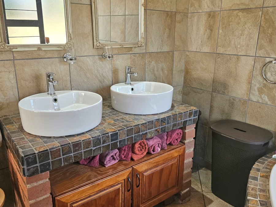 3 Bedroom Property for Sale in Knoppieslaagte Gauteng