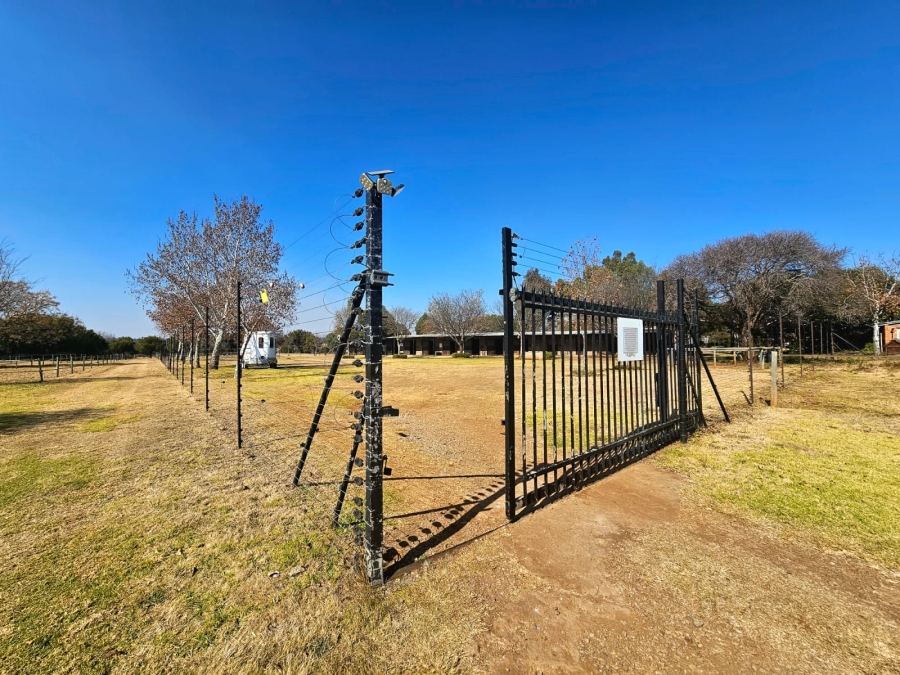 3 Bedroom Property for Sale in Knoppieslaagte Gauteng