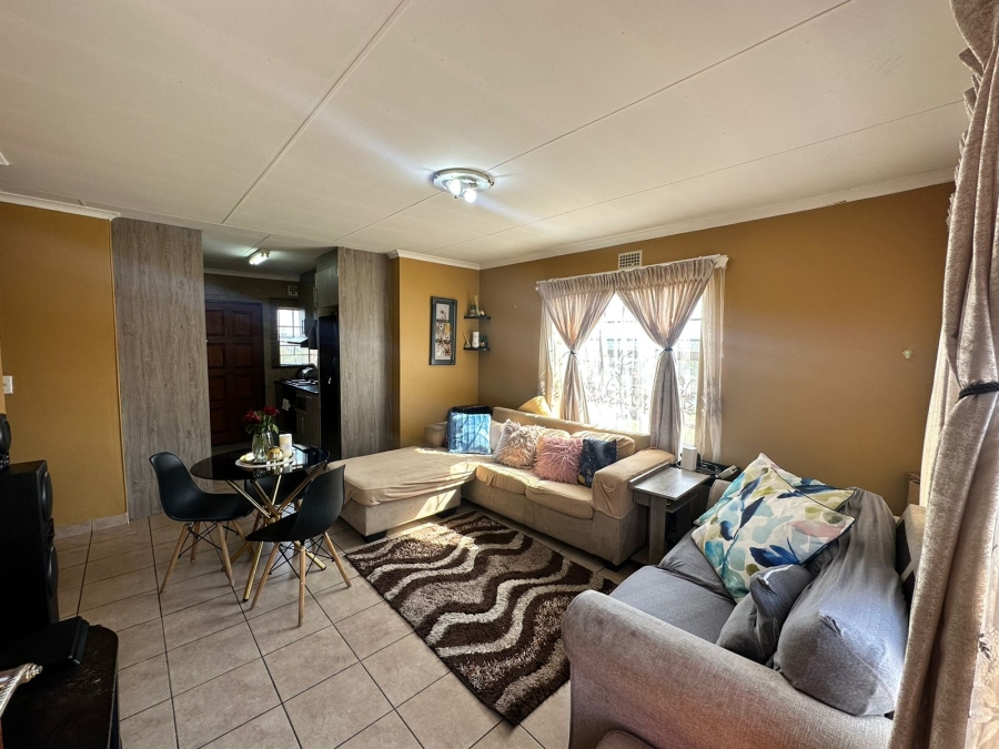 3 Bedroom Property for Sale in Thatch Hill Estate Gauteng