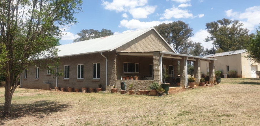 3 Bedroom Property for Sale in Hekpoort Gauteng