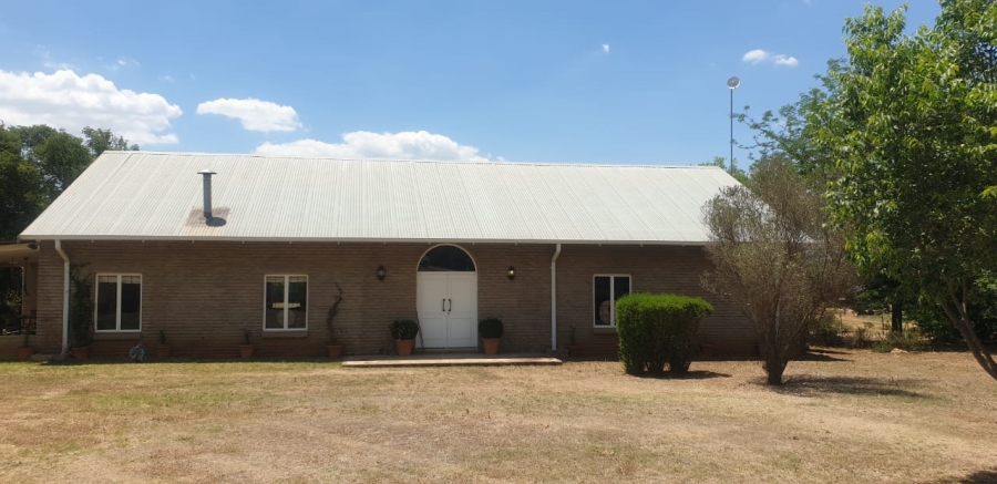 3 Bedroom Property for Sale in Hekpoort Gauteng