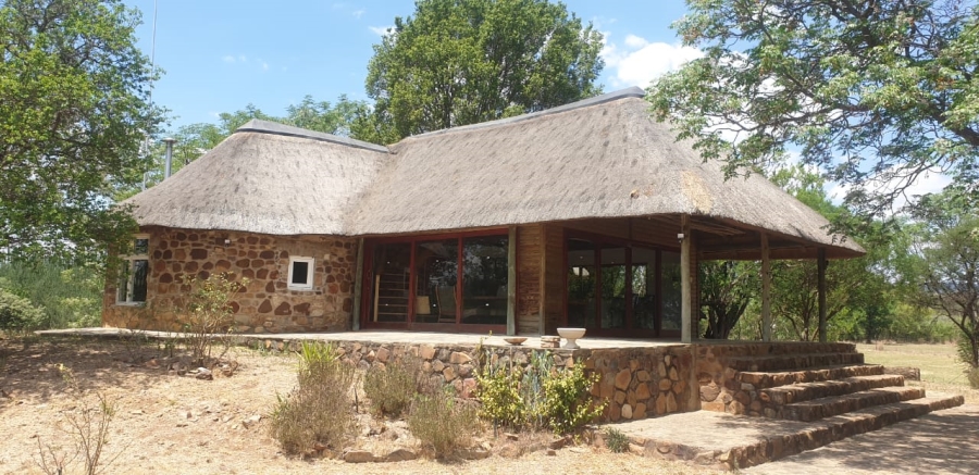 3 Bedroom Property for Sale in Hekpoort Gauteng