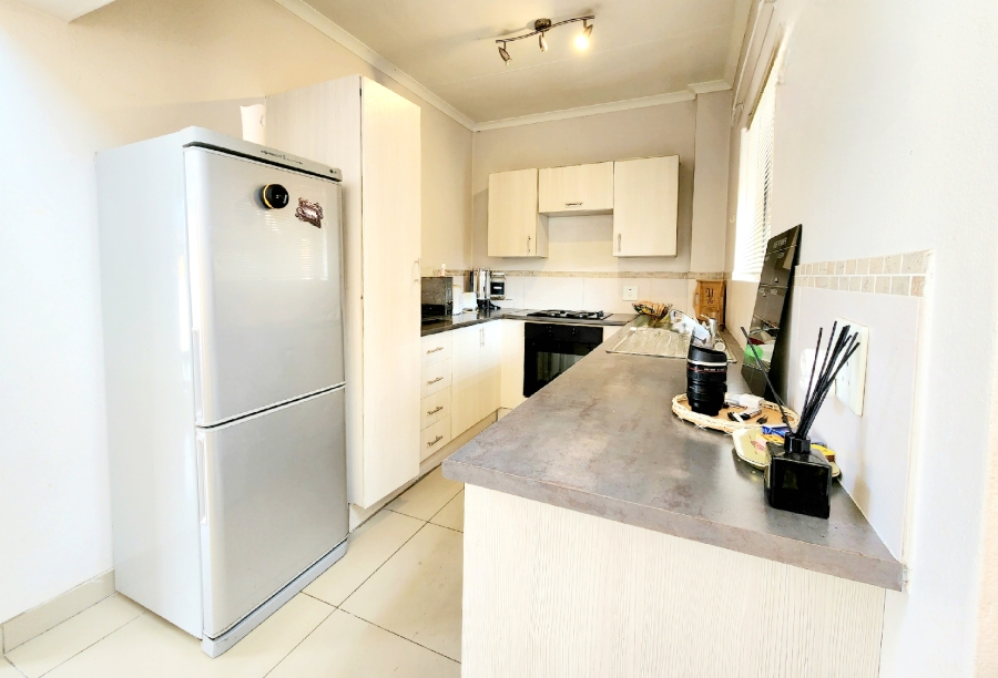 2 Bedroom Property for Sale in Honeydew Gauteng