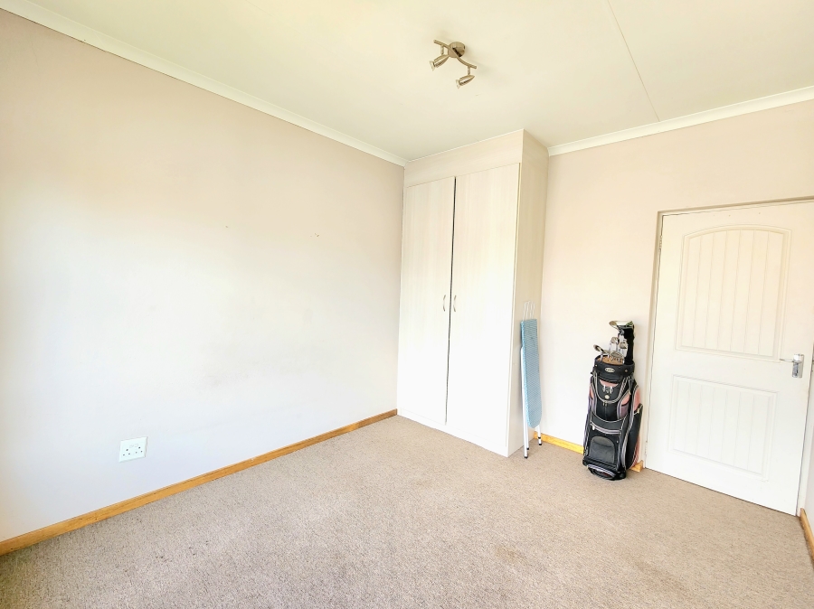 2 Bedroom Property for Sale in Honeydew Gauteng