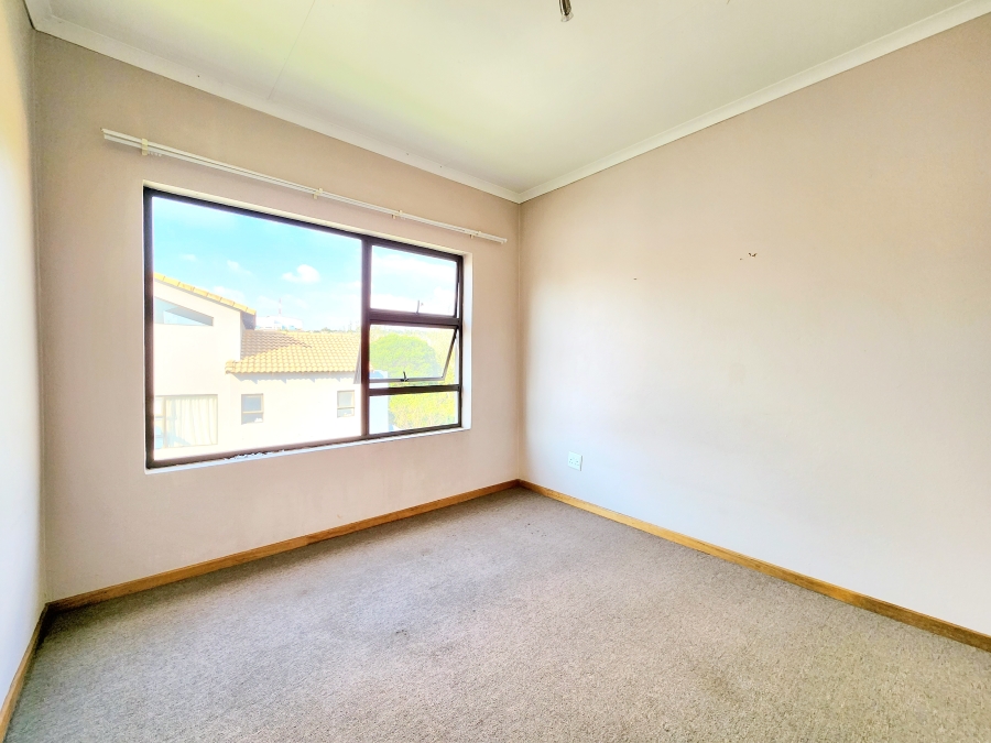 2 Bedroom Property for Sale in Honeydew Gauteng