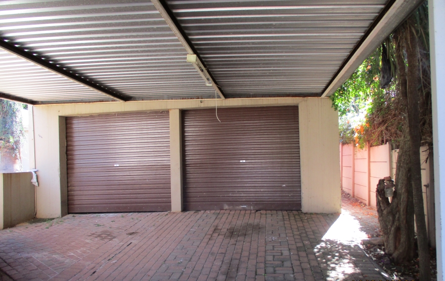 3 Bedroom Property for Sale in Discovery Gauteng