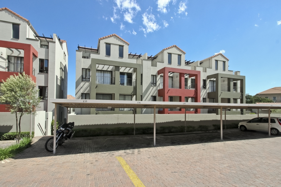 1 Bedroom Property for Sale in Sunninghill Gauteng