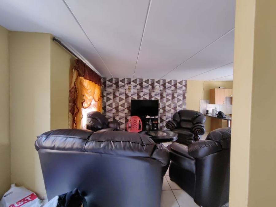3 Bedroom Property for Sale in Crystal Park Gauteng