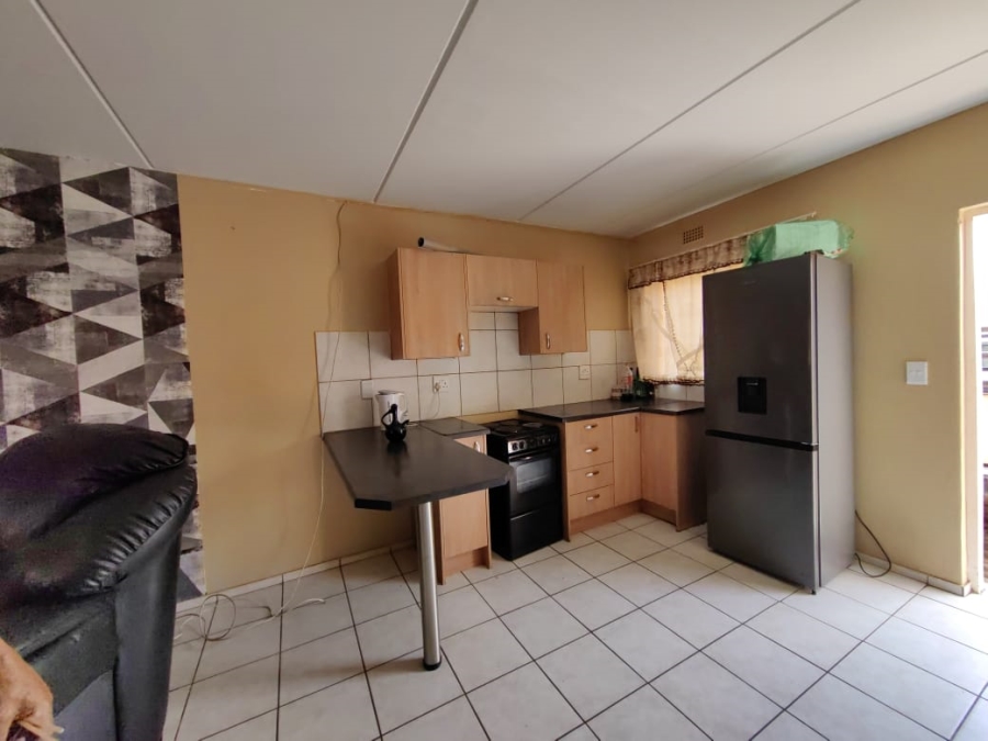 3 Bedroom Property for Sale in Crystal Park Gauteng