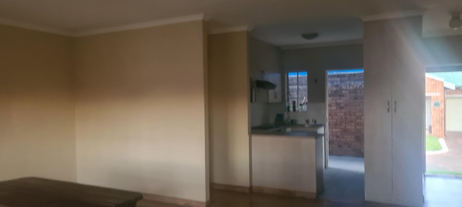 2 Bedroom Property for Sale in Sunair Park Gauteng