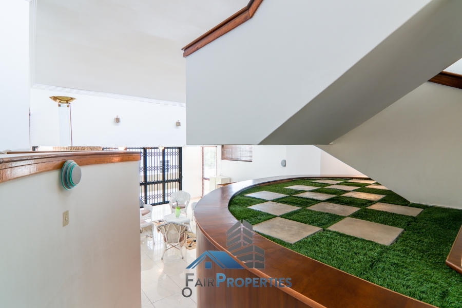 5 Bedroom Property for Sale in Laudium Gauteng