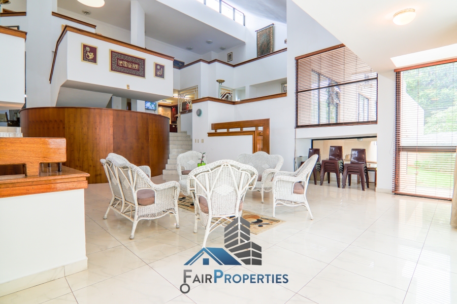5 Bedroom Property for Sale in Laudium Gauteng