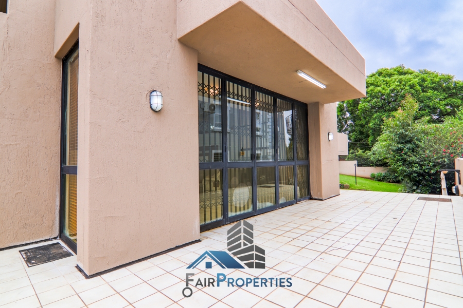 5 Bedroom Property for Sale in Laudium Gauteng